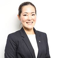 行政書士補助者 お客様担当 當眞 梨沙